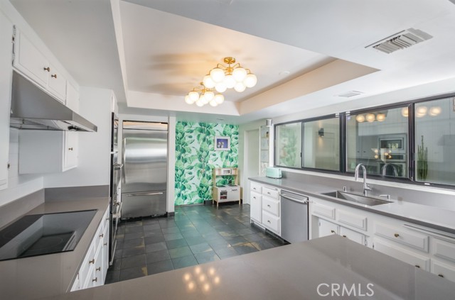 Detail Gallery Image 9 of 44 For 4240 N Virginia Vt, Long Beach,  CA 90807 - 3 Beds | 2/1 Baths