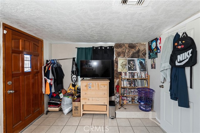 Detail Gallery Image 20 of 43 For 442 N Victoria, San Jacinto,  CA 92583 - 3 Beds | 2/1 Baths