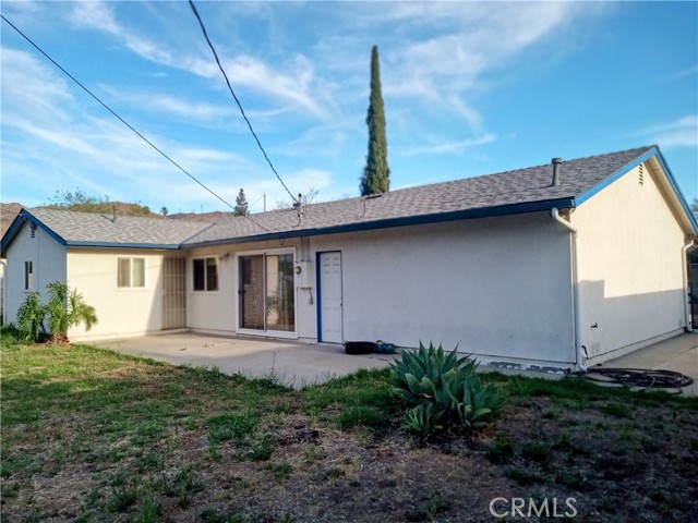 657 Glenhill Drive, Riverside CA: https://media.crmls.org/medias/6670447d-a73b-4166-a8be-b29f58b5a970.jpg