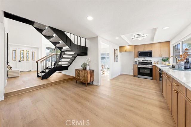 Image 16 of 56 For 19841 Lombardy Lane