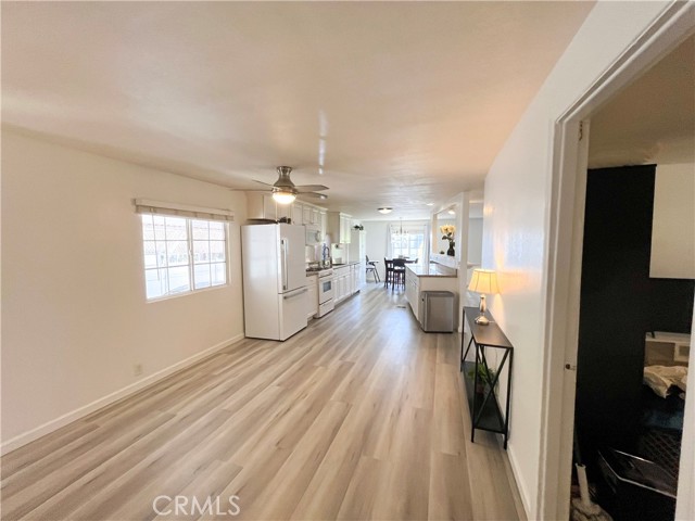 17700 Avalon Boulevard, Carson CA: https://media.crmls.org/medias/667201f5-2a79-485e-8d8d-35ff3ad2f14d.jpg