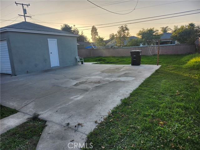 10307 Alexander, South Gate CA: https://media.crmls.org/medias/6672ae0d-de20-4778-bb91-fe42ec8ac128.jpg