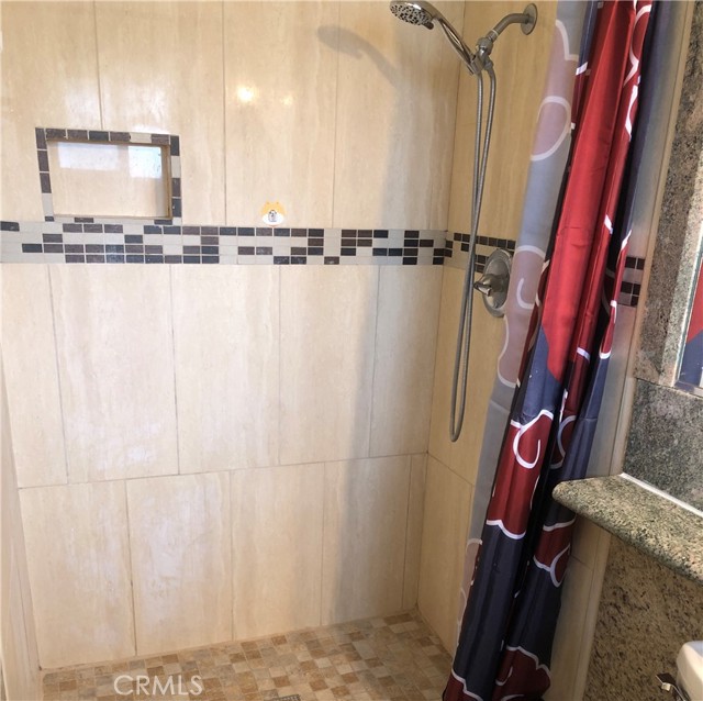 17020 E Holton Street, West Covina CA: https://media.crmls.org/medias/66732913-dc24-4b73-9461-93d9835552ac.jpg