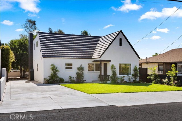 Detail Gallery Image 21 of 59 For 786 Carhart Ave, Fullerton,  CA 92833 - 5 Beds | 4 Baths