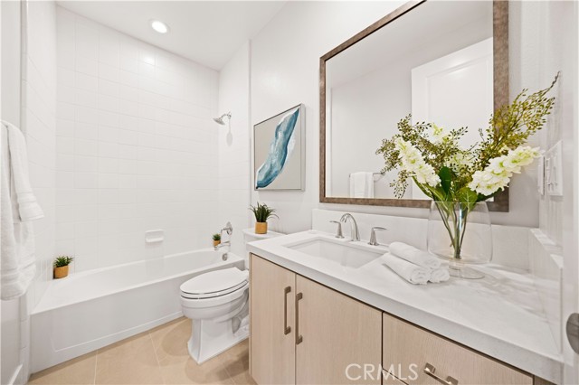 271 Huckleberry, Lake Forest CA: https://media.crmls.org/medias/667379e1-8b2f-4b6b-bcd0-7f84c373e6aa.jpg