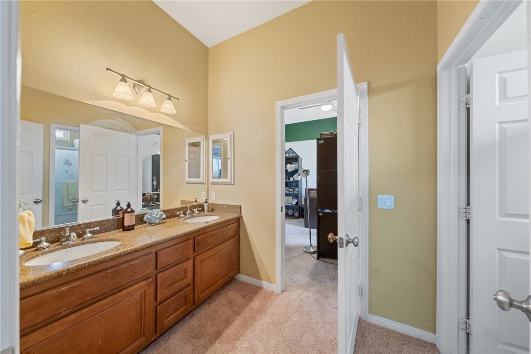 Detail Gallery Image 31 of 48 For 1170 N Palm Ave, Hemet,  CA 92543 - 4 Beds | 3/1 Baths