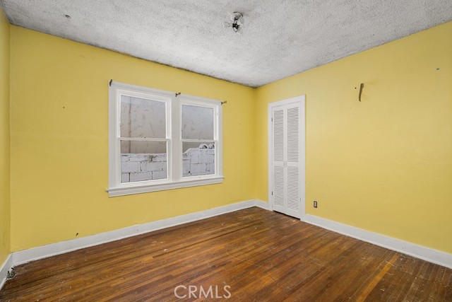 Detail Gallery Image 11 of 17 For 131 Santa Ana Ave, Long Beach,  CA 90803 - 2 Beds | 1 Baths