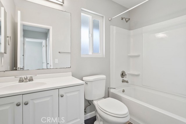 Detail Gallery Image 8 of 19 For 33542 Blue Lantern St #B,  Dana Point,  CA 92629 - 2 Beds | 1 Baths