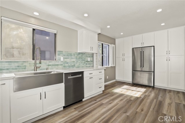 Detail Gallery Image 14 of 41 For 10201 Mason Ave #19,  Chatsworth,  CA 91311 - 2 Beds | 2/1 Baths