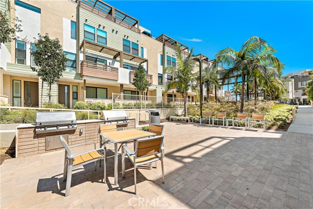 Detail Gallery Image 39 of 50 For 645 W 17th St, Costa Mesa,  CA 92627 - 3 Beds | 2/2 Baths