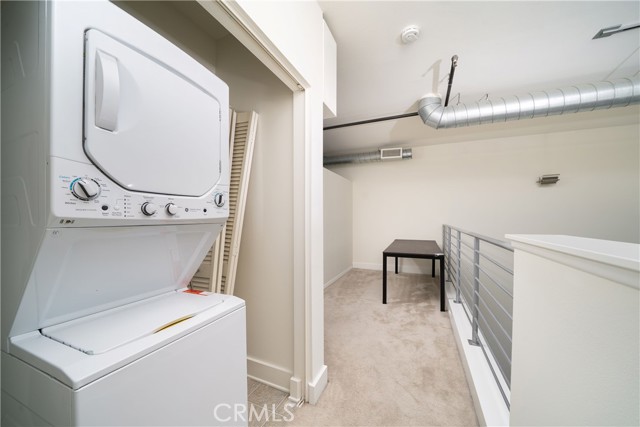 937 E Santa Ana Boulevard, Santa Ana CA: https://media.crmls.org/medias/66757e1a-a462-4ef6-a7a4-3e91345176be.jpg