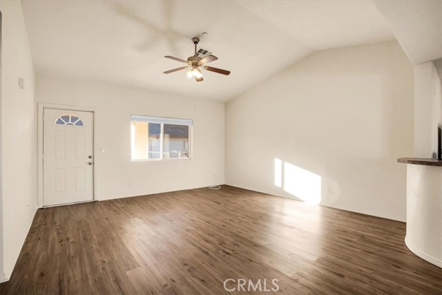 60803 Division Street, Joshua Tree CA: https://media.crmls.org/medias/6675bc04-7dd3-4eb7-b69d-6cf513249c5c.jpg