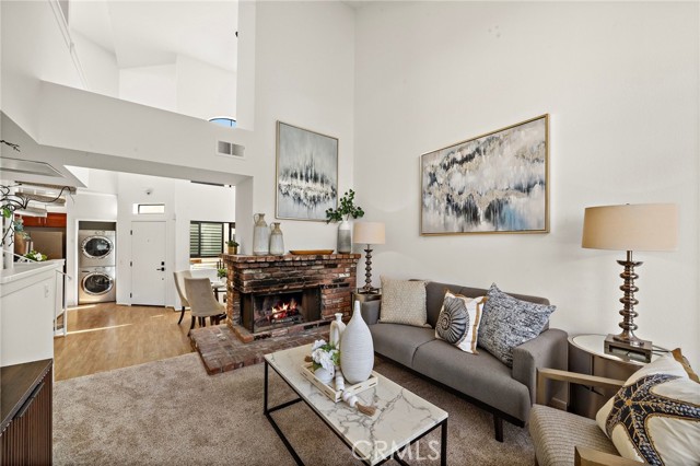 5145 Tortuga Drive, Huntington Beach CA: https://media.crmls.org/medias/6675e9c2-b0d0-41fe-b709-daf2e6716aac.jpg