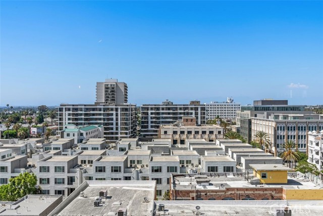 Detail Gallery Image 20 of 35 For 100 W 5th St 8b,  Long Beach,  CA 90802 - 1 Beds | 1 Baths