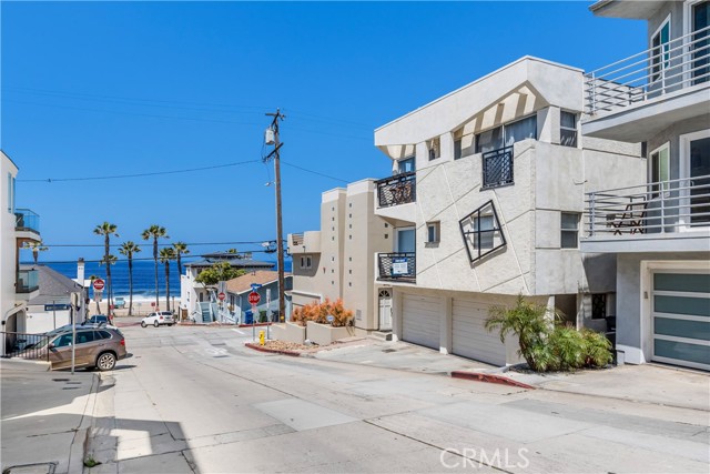 119 40th Street, Manhattan Beach, California 90266, ,Residential Income,Sold,40th,PW24094707