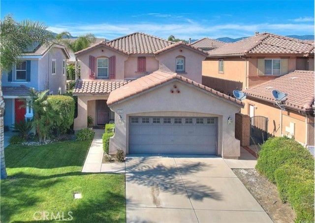 Detail Gallery Image 1 of 35 For 16278 Pablo Creek Ln, Fontana,  CA 92336 - 3 Beds | 2/1 Baths