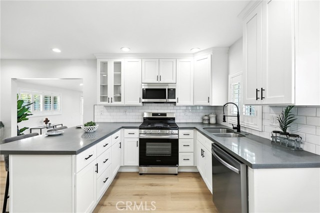 Detail Gallery Image 7 of 44 For 15605 Kervin Ave, Paramount,  CA 90723 - 4 Beds | 2 Baths