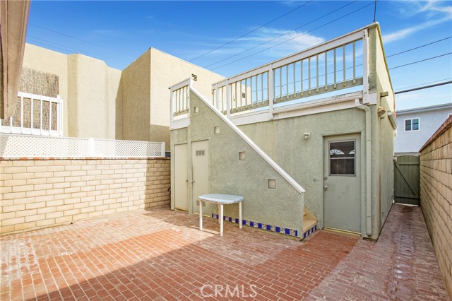 Detail Gallery Image 25 of 33 For 224 17th St, Huntington Beach,  CA 92648 - 4 Beds | 2/1 Baths