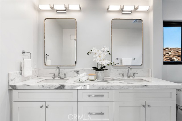 Detail Gallery Image 48 of 69 For 37730 via Baya, Murrieta,  CA 92562 - 7 Beds | 7/2 Baths