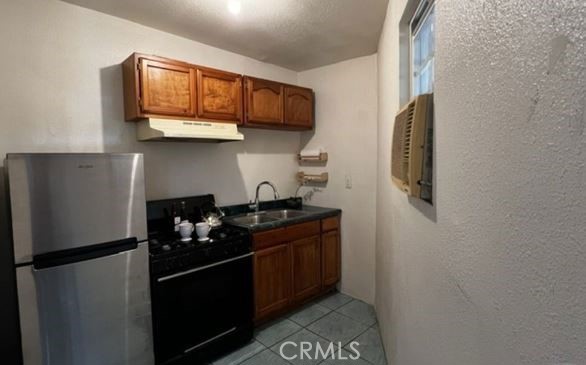 Detail Gallery Image 13 of 15 For 1770 Hauser Bld, Los Angeles,  CA 90019 - 3 Beds | 2 Baths
