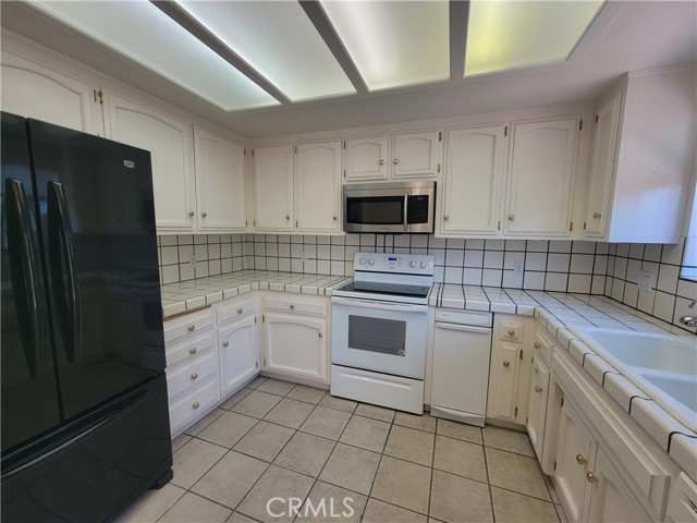 Detail Gallery Image 9 of 41 For 1107 Grieb Dr, Arroyo Grande,  CA 93420 - 2 Beds | 1/1 Baths