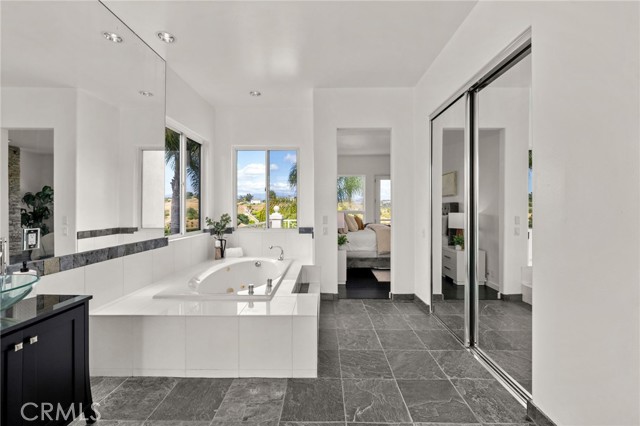 Detail Gallery Image 35 of 43 For 4462 Fallsbrae Rd, Fallbrook,  CA 92028 - 4 Beds | 3/1 Baths