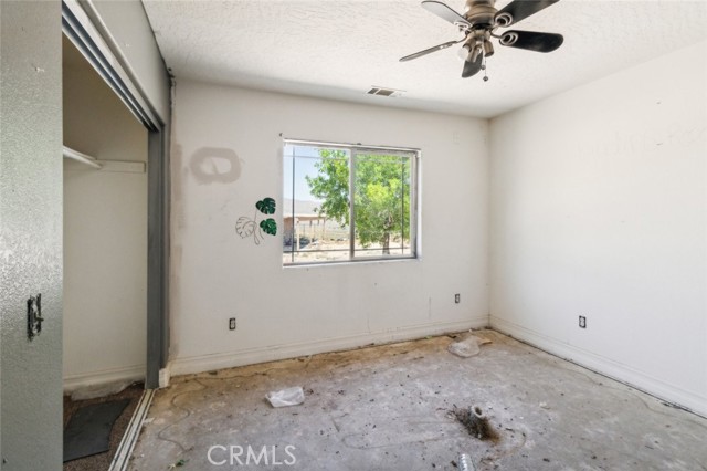 Detail Gallery Image 10 of 28 For 8975 Pumalo Rd, Lucerne Valley,  CA 92356 - 4 Beds | 2 Baths