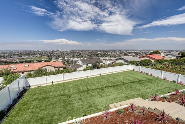 4609 Paseo De Las Tortugas, Torrance CA: https://media.crmls.org/medias/667c5381-108e-46ed-b382-c17ce81c90a1.jpg
