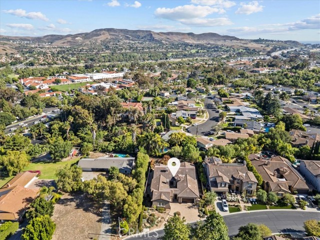 31521 Paseo Campeon, San Juan Capistrano CA: https://media.crmls.org/medias/667c87a5-f9ef-4a86-add1-c1984bb84e09.jpg