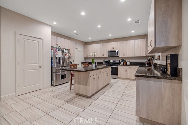 Detail Gallery Image 18 of 42 For 3433 W Milan, Visalia,  CA 93277 - 3 Beds | 2/1 Baths