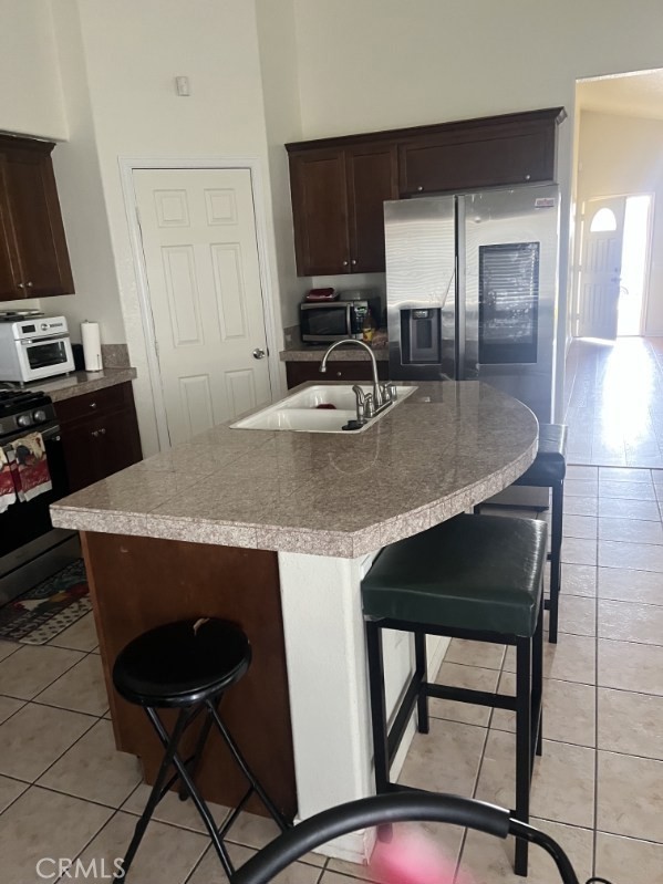 Detail Gallery Image 9 of 10 For 14339 Caroline, Adelanto,  CA 92301 - 5 Beds | 3 Baths