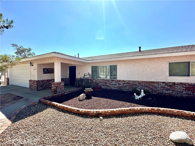 Detail Gallery Image 1 of 1 For 7490 Frontera Ave, Yucca Valley,  CA 92284 - 3 Beds | 2 Baths