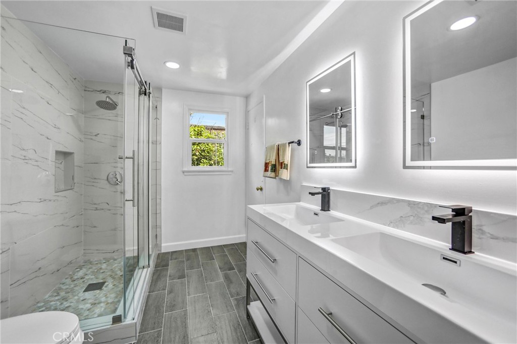 MLS #WS25103235 image #6