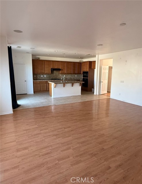 39426 Oxford Road, Palmdale CA: https://media.crmls.org/medias/66802de1-9600-4ce7-9644-6f8e04435fc6.jpg