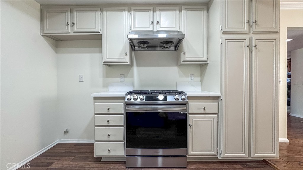 MLS #DW25246591 image #8