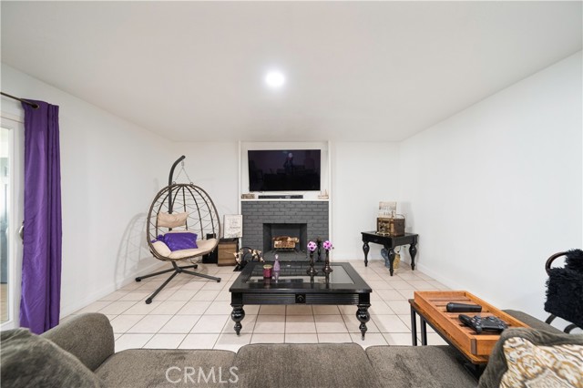 Detail Gallery Image 8 of 20 For 371 S Alexander Ave, Upland,  CA 91786 - 3 Beds | 2 Baths