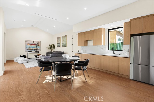 Detail Gallery Image 43 of 49 For 4018 Coldwater Canyon Ave, Studio City,  CA 91604 - 6 Beds | 6/1 Baths