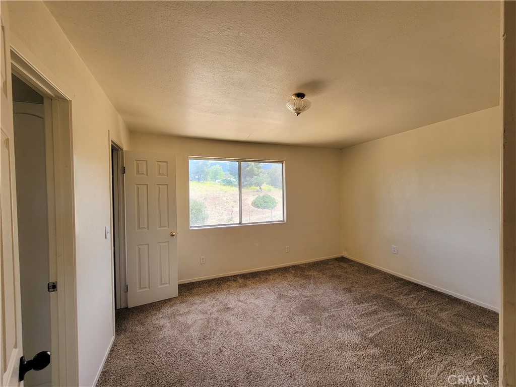 56400 Lubo Trail