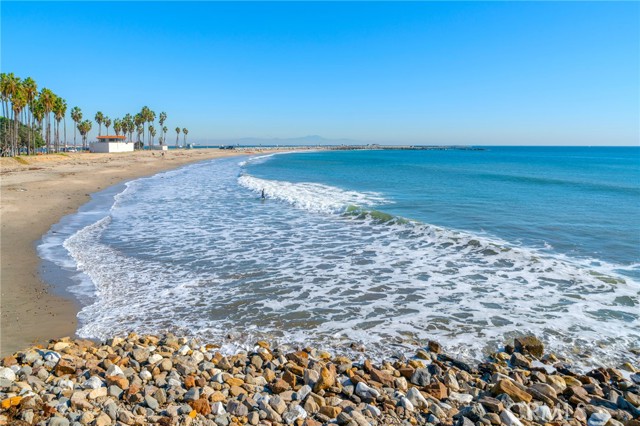 Detail Gallery Image 31 of 37 For 1043 W 12th, San Pedro,  CA 90731 - 3 Beds | 2/1 Baths