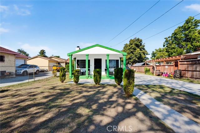 Detail Gallery Image 30 of 33 For 1803 E 109th Pl, Los Angeles,  CA 90059 - 5 Beds | 2 Baths