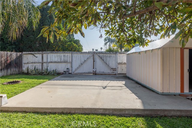 Detail Gallery Image 40 of 48 For 1228 E 64th, Long Beach,  CA 90805 - 2 Beds | 1 Baths