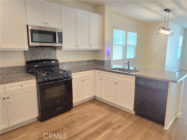 5374 N Alumni Lane, San Bernardino CA: https://media.crmls.org/medias/6682d8dc-7b3b-4a2b-9af0-220ccb7d3770.jpg