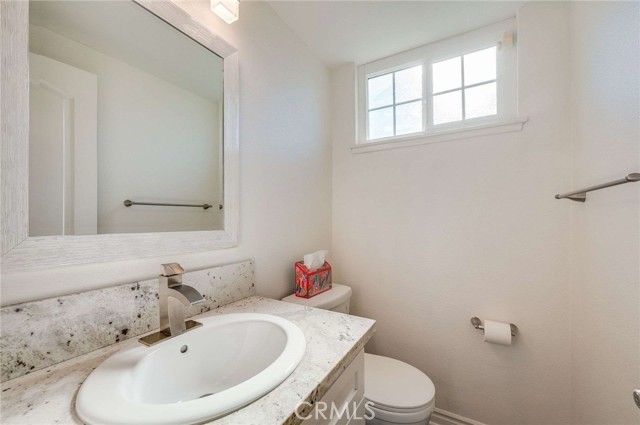 Detail Gallery Image 12 of 37 For 17420 Niagara Ave, Cerritos,  CA 90703 - 4 Beds | 2/1 Baths