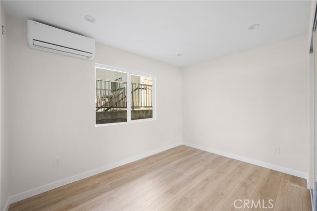 Detail Gallery Image 13 of 17 For 629 W California Ave #B,  Glendale,  CA 91203 - 2 Beds | 2 Baths