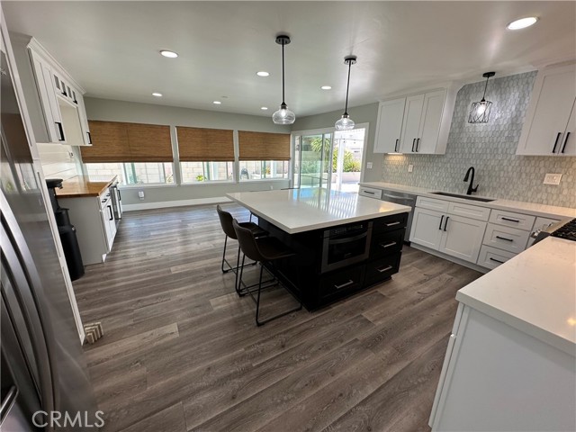 Detail Gallery Image 2 of 14 For 936 Jasmine, Costa Mesa,  CA 92626 - 3 Beds | 2 Baths