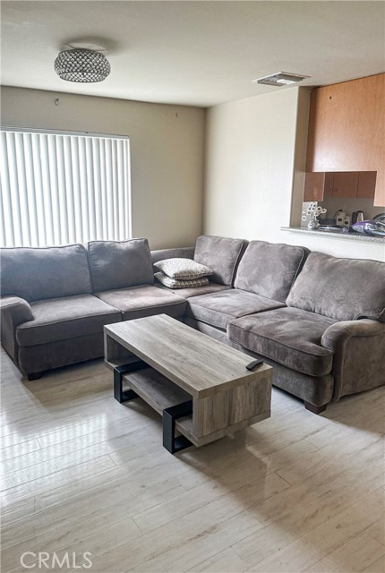 Detail Gallery Image 25 of 30 For 13430 Victory Bld, Van Nuys,  CA 91401 - – Beds | – Baths