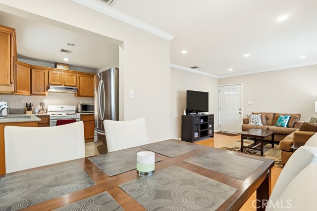 Detail Gallery Image 12 of 41 For 255 E Riggin, Monterey Park,  CA 91755 - 3 Beds | 1 Baths