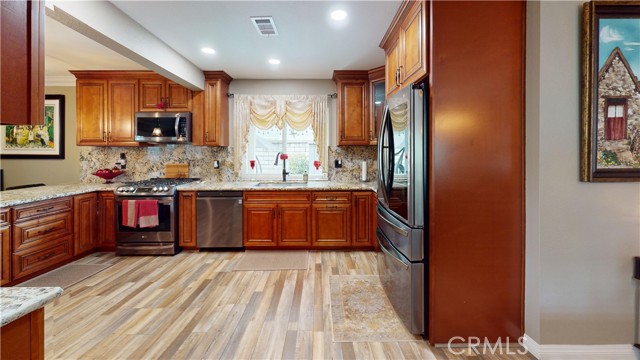 Detail Gallery Image 31 of 49 For 837 Gutmann Ln, Placentia,  CA 92870 - 3 Beds | 2/1 Baths