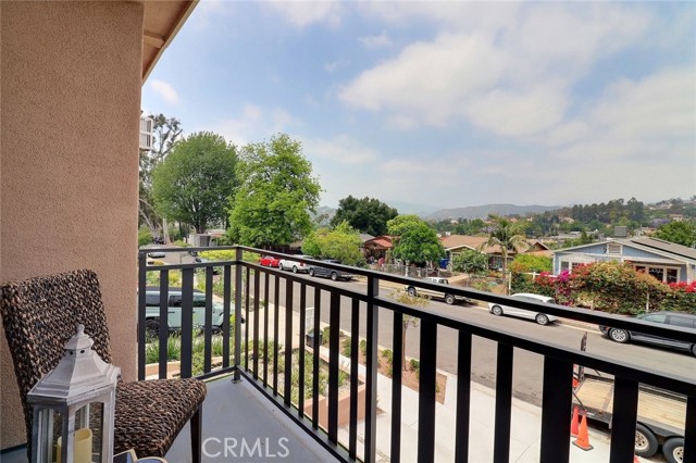 4850 Buchanan, Los Angeles CA: https://media.crmls.org/medias/6686a9be-0599-4e8d-93d8-9e7231984b94.jpg