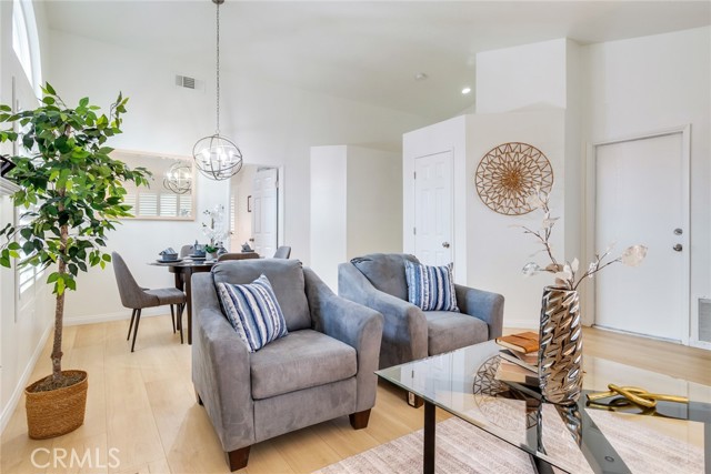 Detail Gallery Image 4 of 27 For 168 Whirlaway St, Perris,  CA 92571 - 2 Beds | 2 Baths